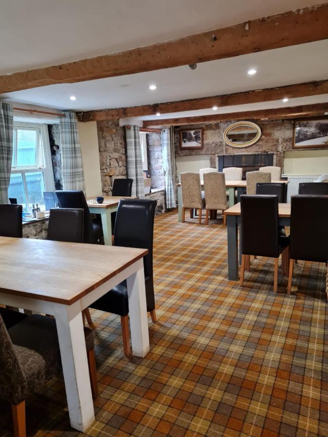Peak District, The Greyhound Inn, Warslow Circa 1750 外观 照片
